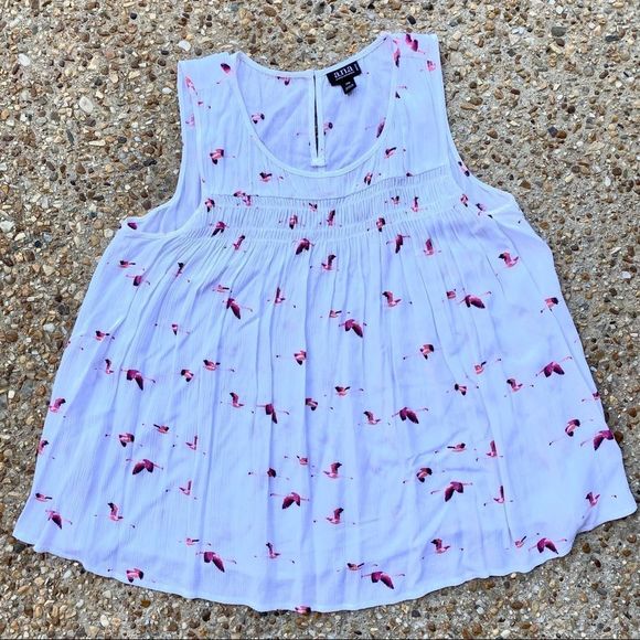 ANA FLamingo Print White Sleeveless Babydoll Blouse Size Petite M - Picture 1 of 7
